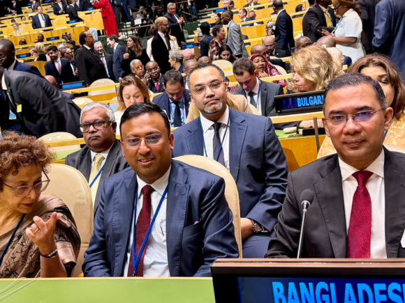 জাতিসংঘ সাধারণ পরিষদের ৮১তম অধিবেশনের উদ্বোধনী অনুষ্ঠানে প্রধানমন্ত্রী তারেক রহমান। ছবি: প্রধানমন্ত্রীর কার্যালয়