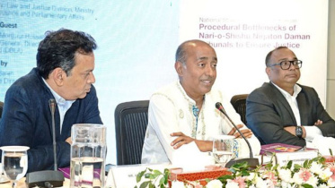 অনুষ্ঠানে বক্তব্য দিচ্ছেন আইনমন্ত্রী মো. আসাদুজ্জামান। ছবি: পিআইডি