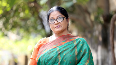 অভিনেত্রী ডলি জহুর। ছবি: সংগৃহীত