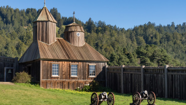 Russian_chapel_at_Fort_Ross
