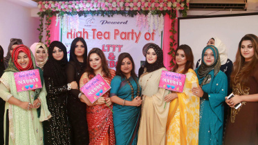 Beauty blogers