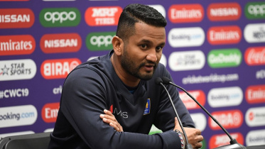 dimuth karunaratne