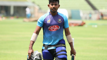 Mosaddek Hossain