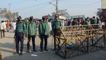 police-check-post-fb-wb.jpg