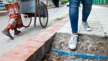 dhaka-is-not-a-walkable-city-anymore_ds.jpg