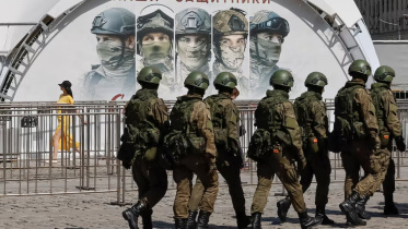 russian_soilders.jpg