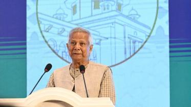রোববার হোটেল ইন্টারকন্টিনেন্টালে আয়োজিত ‘বিচার বিভাগের স্বাধীনতা ও দক্ষতা’ বিষয়ক এক জাতীয় সেমিনারে কথা বলেন প্রধান উপদেষ্টা অধ্যাপক ড. মুহাম্মদ ইউনূস। ছবি: প্রধান উপদেষ্টার প্রেস উইং