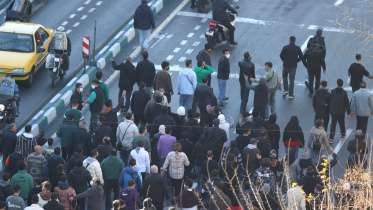 afp_20251229_898c2rw_v2_highres_iranpoliticseconomydemo.jpg