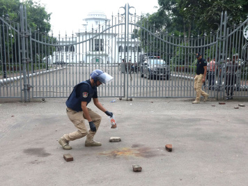 ককটেল বিস্ফোরণ