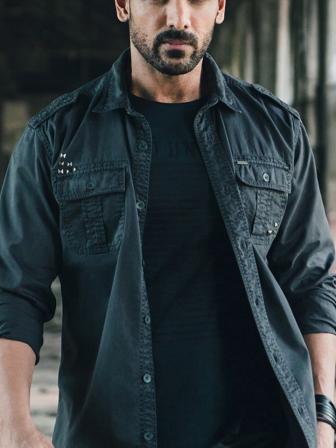 john-abraham-net-worth-monthly-income-movie-fees-12_61bc3a2325bd6.jpeg
